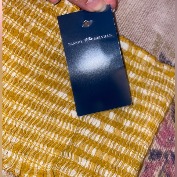 Brandy Melville Yellow and white tube crop top - Picture 4 of 5